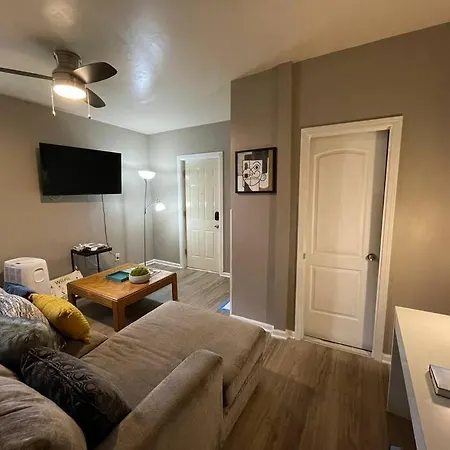 Red Line Guest House Apartment Corporate Housing Chicago Exterior photo