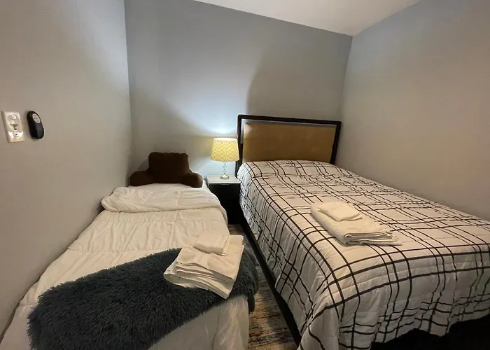 Red Line Guest House Apartment Corporate Housing